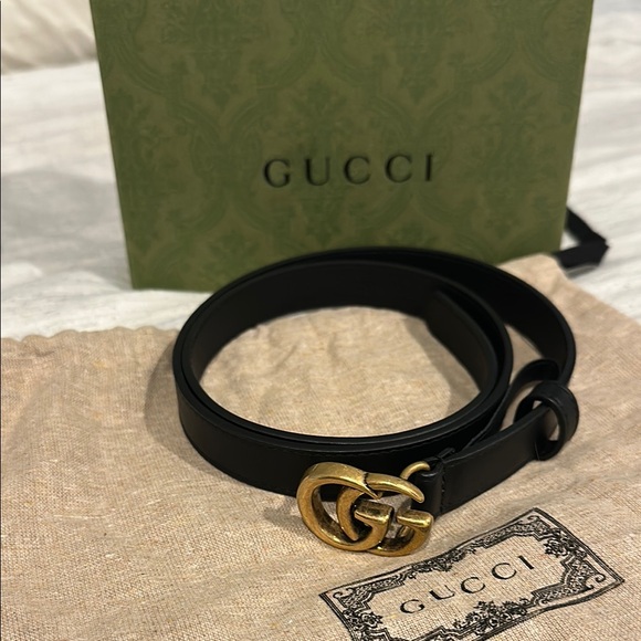Gucci Leather Belt with Gold GG Buckle - Picture 1 of 4